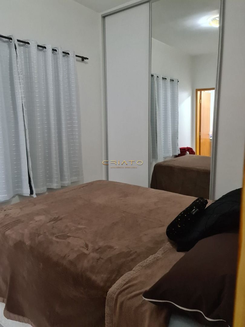 Apartamento de 2 quartos, 52m² no bairro Vila Santa Isabel, em Anápolis | Eu Corretor