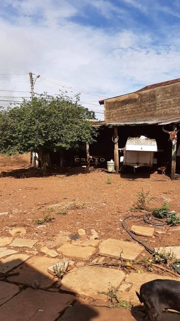 Lote/Terreno de 240m² no bairro Maracanã, em Anápolis | Eu Corretor