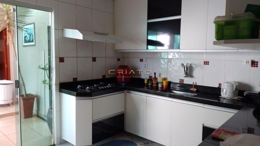 Casa de 4 quartos, 220m² no bairro Anápolis City, em Anápolis | Eu Corretor