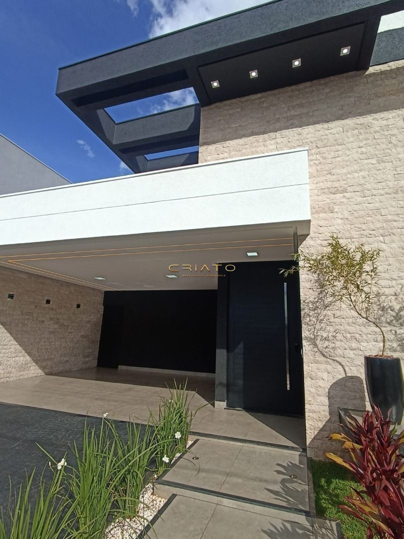 Casa de 3 quartos, 240m² | Eu Corretor