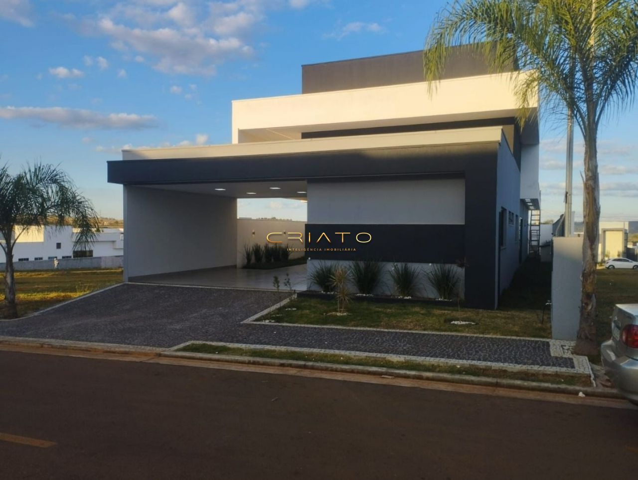 Casa de 3 quartos, 216m² no bairro Condomínio Residencial Gaudi, em Anápolis | Eu Corretor