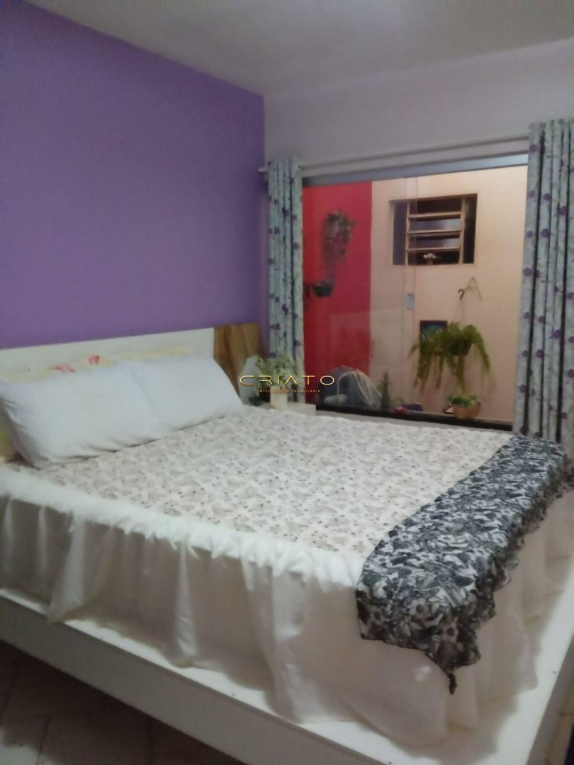 Sobrado de 5 quartos, 200m² no bairro Vila Milmar, em Anápolis | Eu Corretor