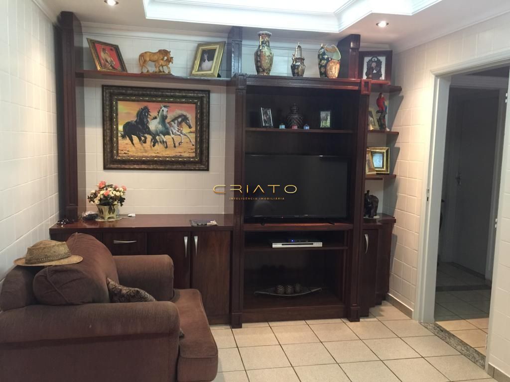 Casa de 3 quartos, 290m² no bairro Nenhum, em Anápolis | Eu Corretor