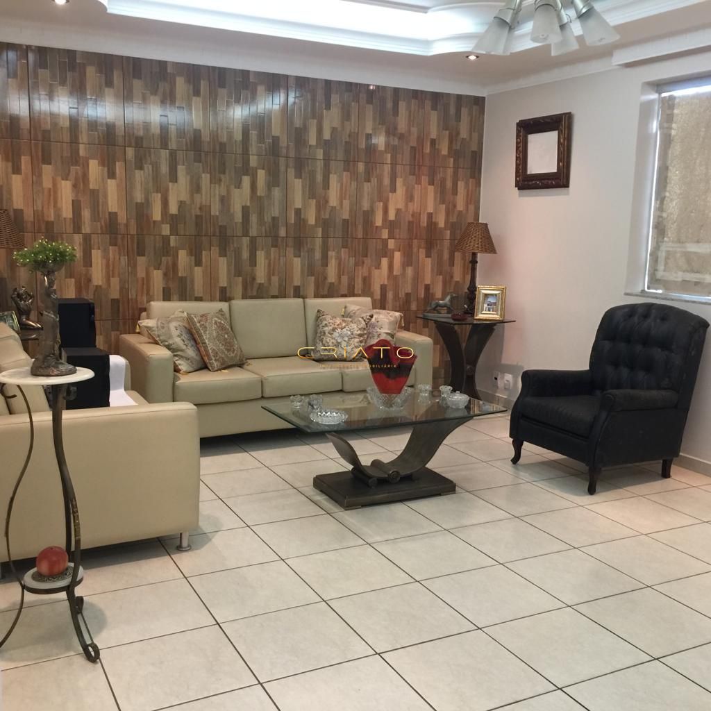 Casa de 3 quartos, 290m² no bairro Nenhum, em Anápolis | Eu Corretor