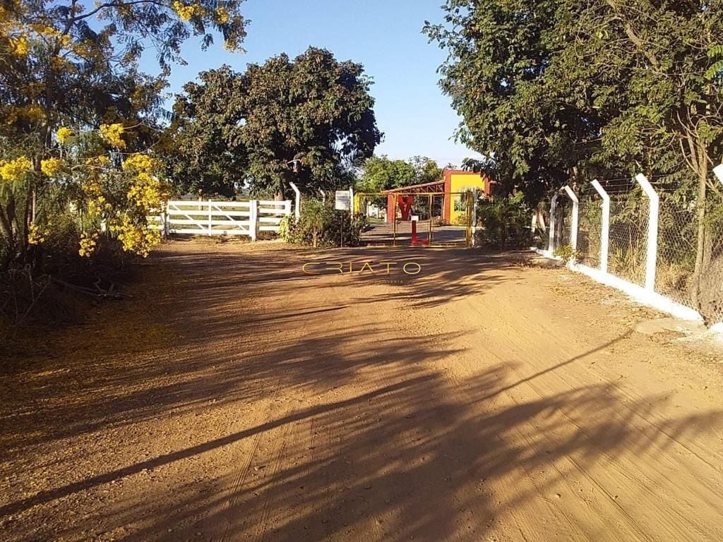 Fazenda/Sítios/Chácaras de 3 quartos, 170m² no bairro Zona Rural, em Luziânia | Eu Corretor