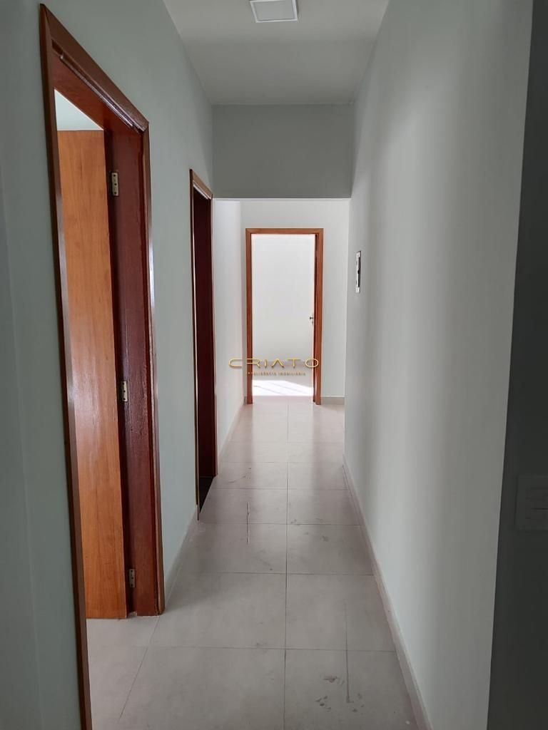 Casa de 290m² no bairro Jardim Gonçalves, em Anápolis | Eu Corretor