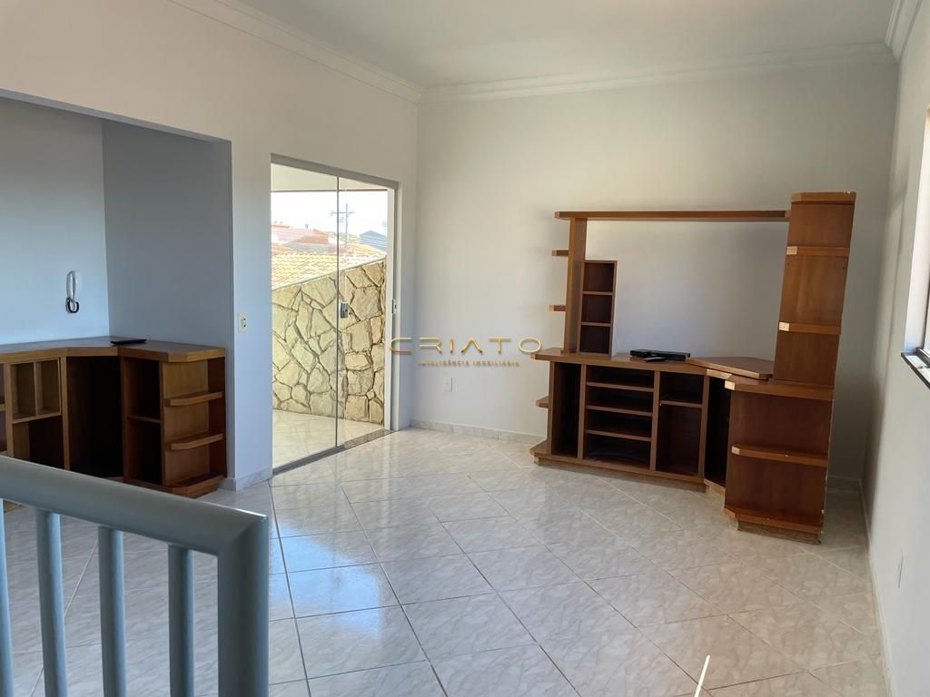 Sobrado de 6 quartos, 140m² no bairro Jardim Ana Paula, em Anápolis | Eu Corretor
