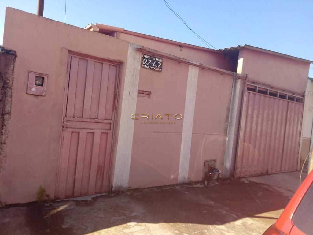 Casa de 2 quartos, 90m² no bairro Calixtolândia, em Anápolis | Eu Corretor