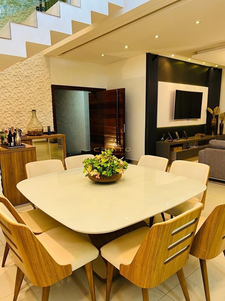 Casa de 4 quartos, 420m² no bairro Residencial Anaville, em Anápolis | Eu Corretor