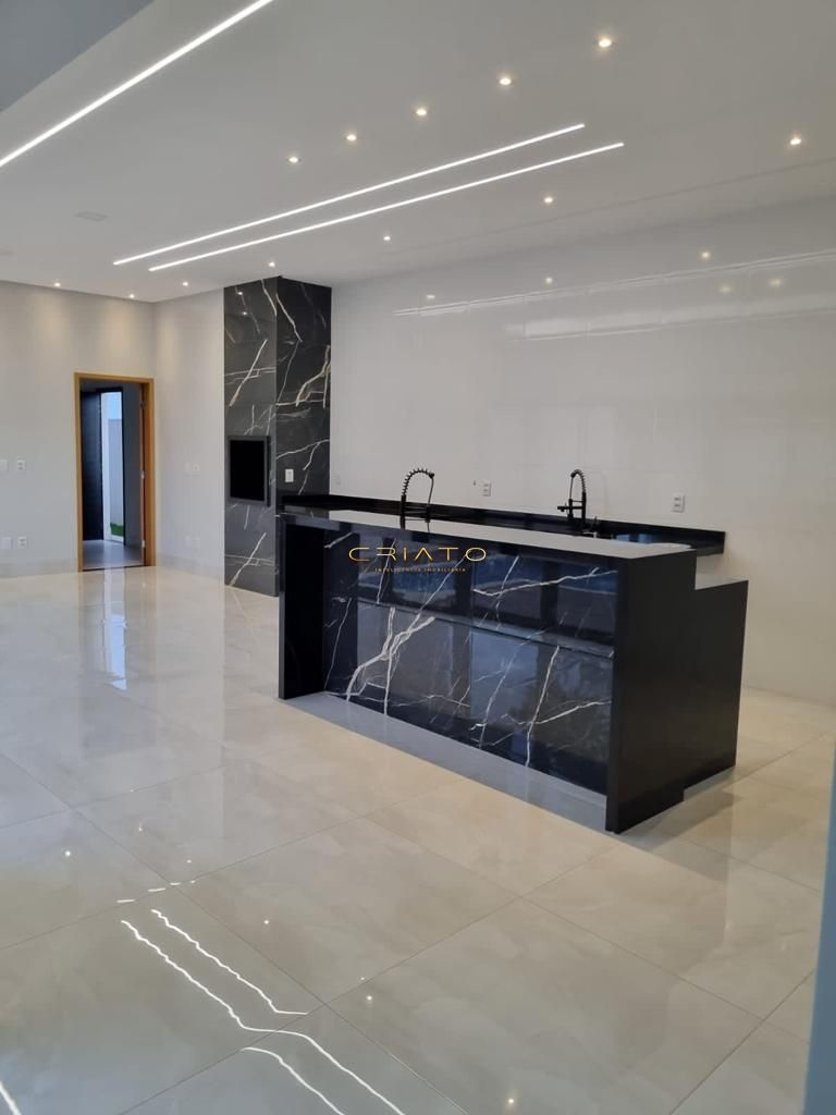 Casa de 3 quartos, 203m² no bairro Condomínio Residencial Gaudi, em Anápolis | Eu Corretor