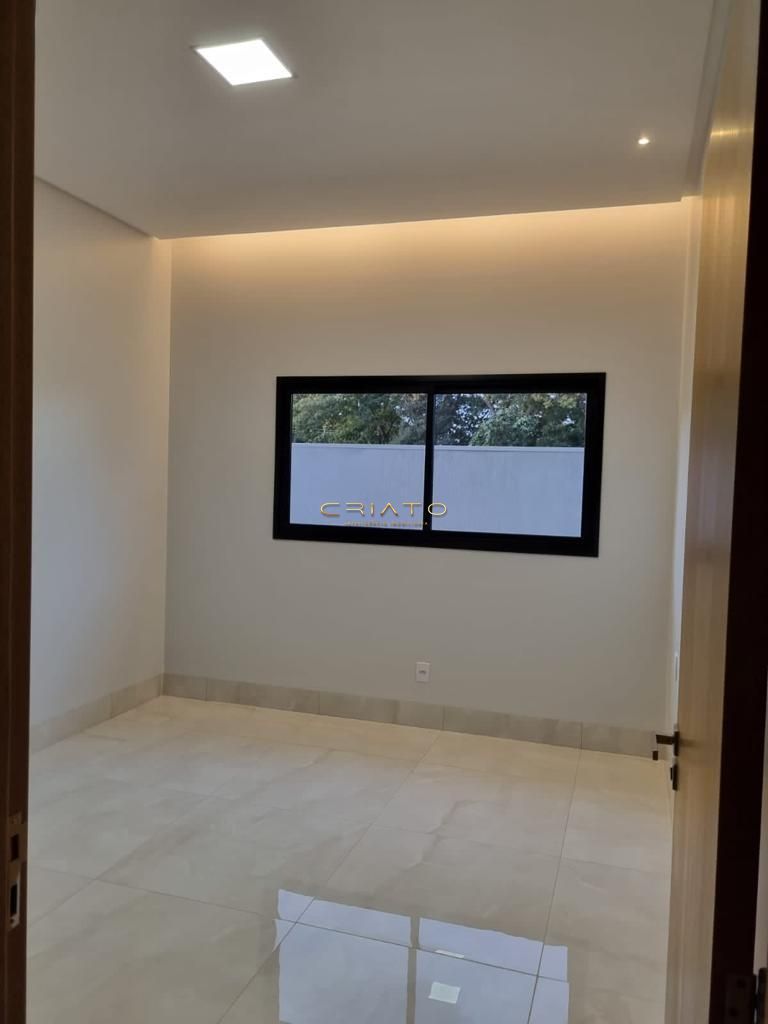 Casa de 3 quartos, 203m² no bairro Condomínio Residencial Gaudi, em Anápolis | Eu Corretor