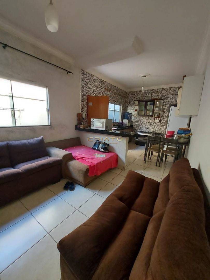 Casa de 2 quartos, 130m² no bairro Jardim Primavera 1ª Etapa, em Anápolis | Eu Corretor
