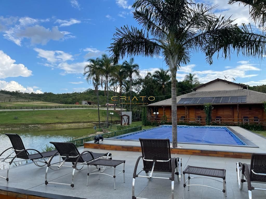 Fazenda/Sítios/Chácaras de 9 quartos, 800m² no bairro Zona Rural, em Silvânia | Eu Corretor