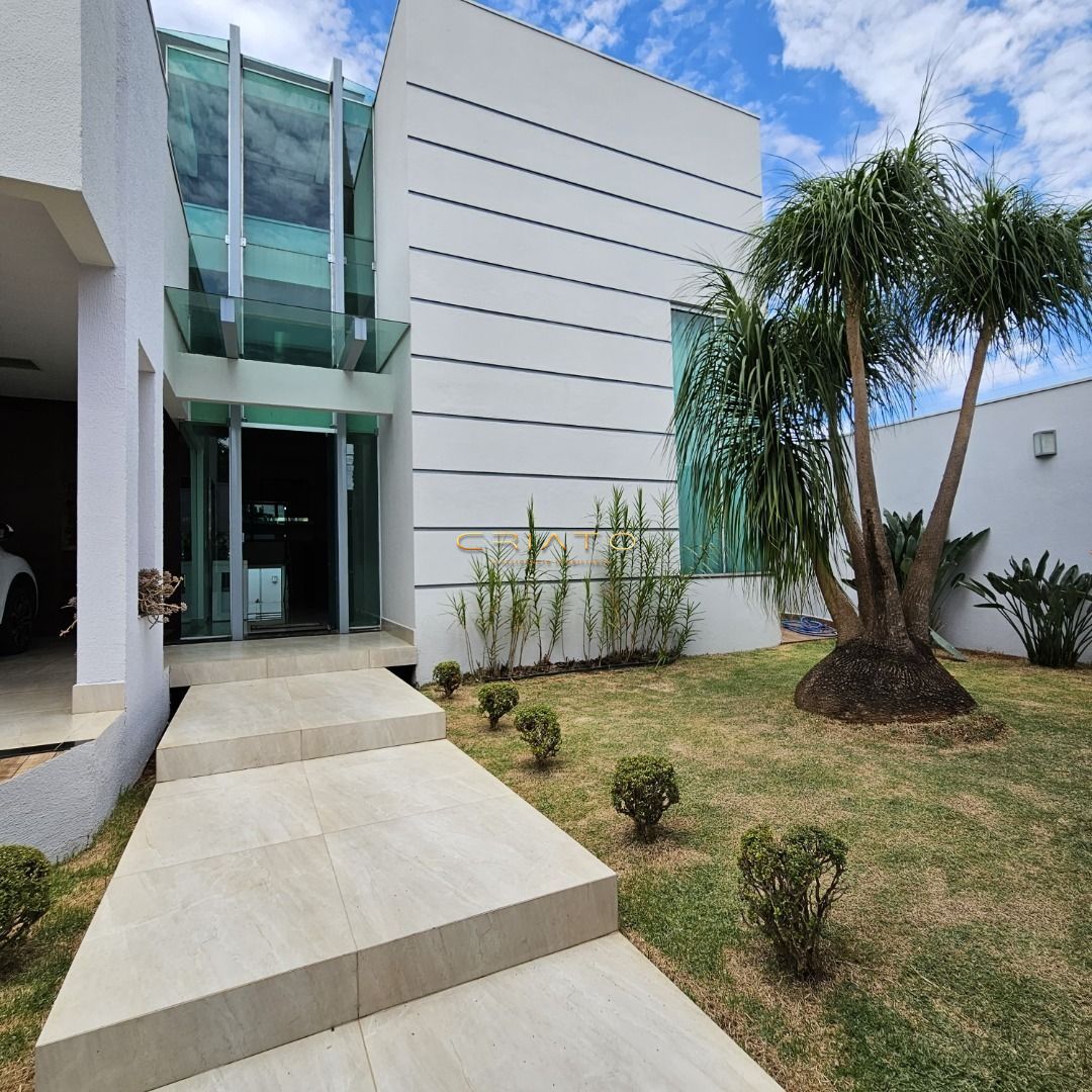 Sobrado de 3 quartos, 326m² no bairro Anápolis City, em Anápolis | Eu Corretor