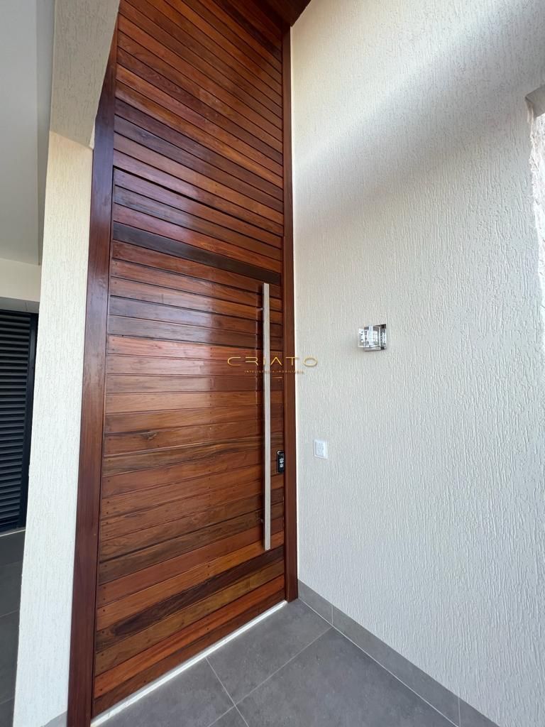 Casa de 3 quartos, 207m² no bairro ALPHAVILLE ANÁPOLIS, em Anápolis | Eu Corretor