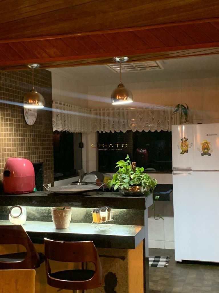 Sobrado de 5 quartos, 330m² no bairro Residencial Sun Flower, em Anápolis | Eu Corretor