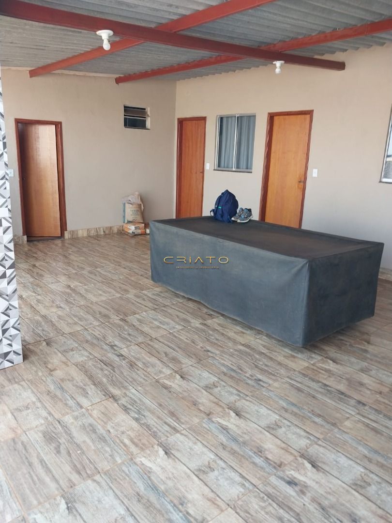 Casa de 5 quartos, 100m² no bairro Abadiania, em Abadiânia | Eu Corretor
