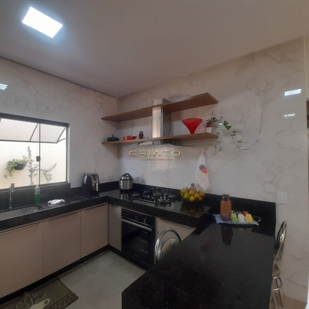 Casa de 3 quartos, 175m² no bairro Residencial Portal do Cerrado, em Anápolis | Eu Corretor