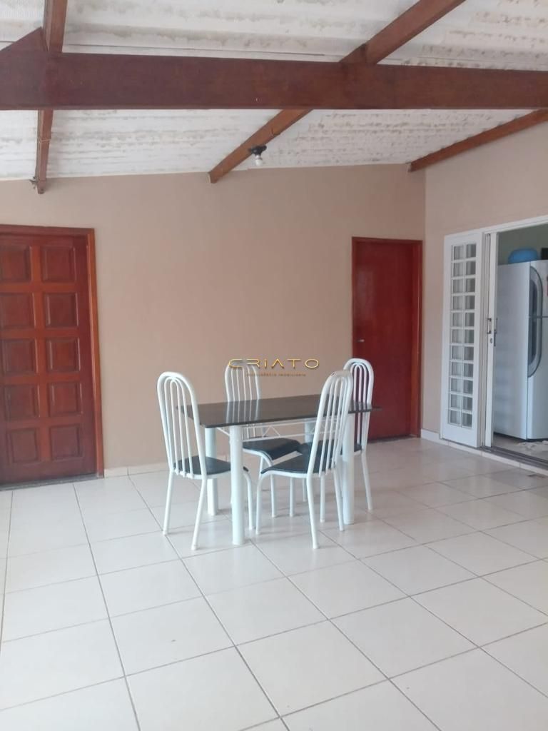Casa de 4 quartos, 187m² no bairro Parque Residencial das Flores, em Anápolis | Eu Corretor