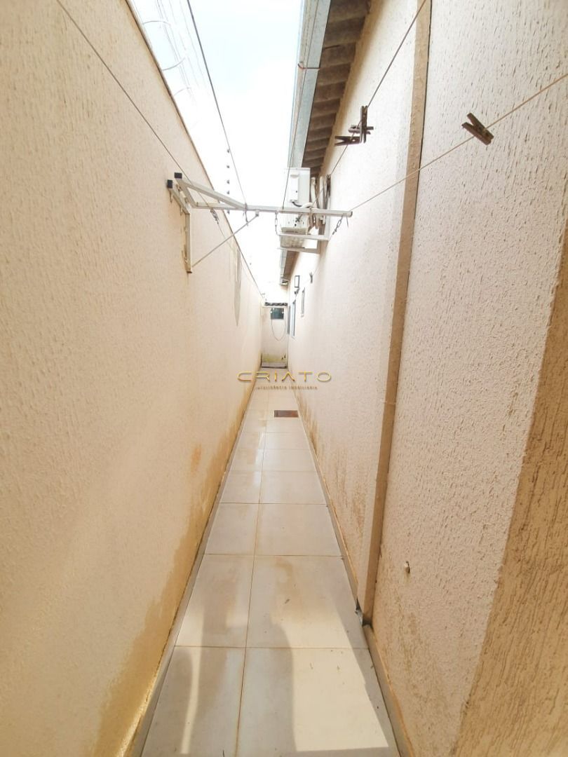 Casa de 3 quartos, 180m² no bairro Santos Dumont, em Anápolis | Eu Corretor