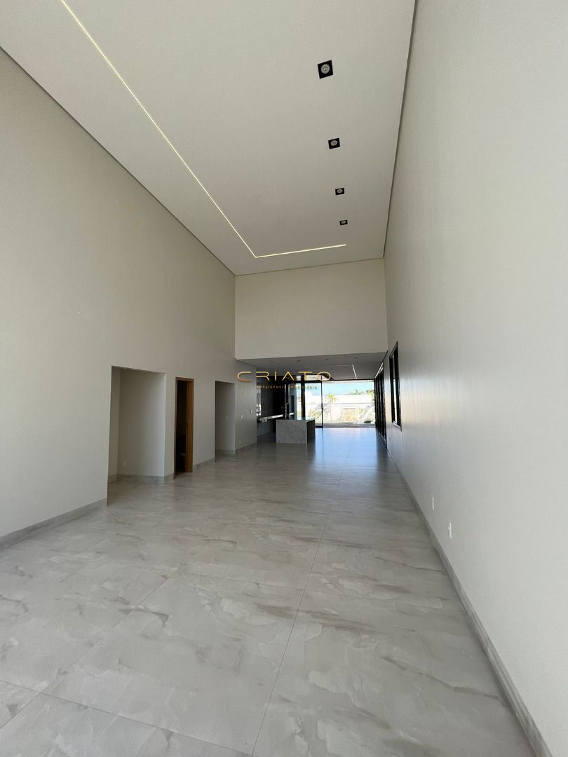 Casa de 5 quartos, 308m² no bairro Residencial Anaville, em Anápolis | Eu Corretor