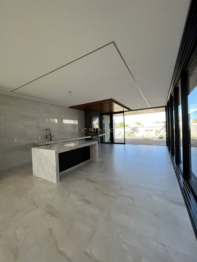 Casa de 5 quartos, 308m² no bairro Residencial Anaville, em Anápolis | Eu Corretor