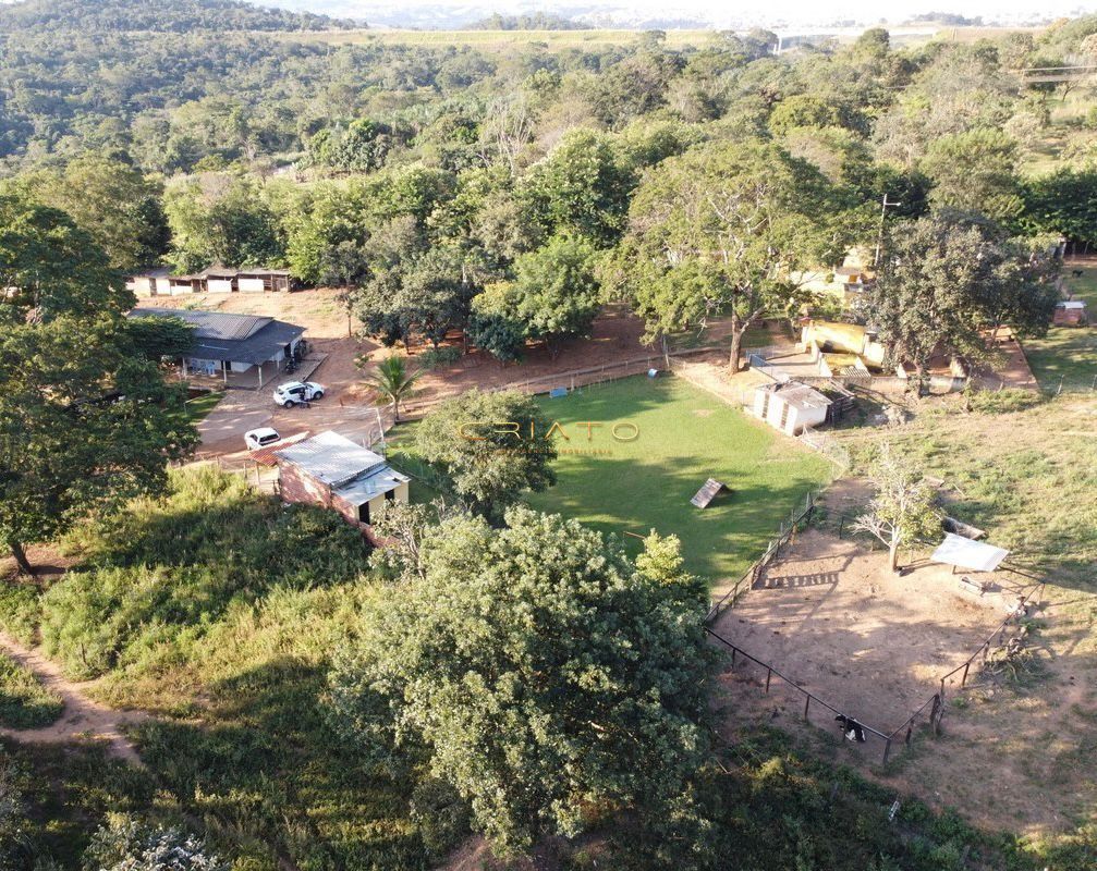 Casa de 2 quartos, 100m² no bairro Zona Rural, em Nerópolis | Eu Corretor