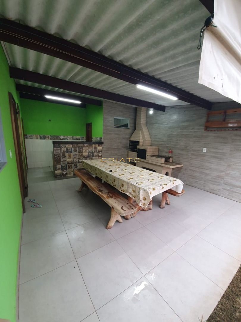 Casa de 3 quartos, 180m² no bairro Santos Dumont, em Anápolis | Eu Corretor