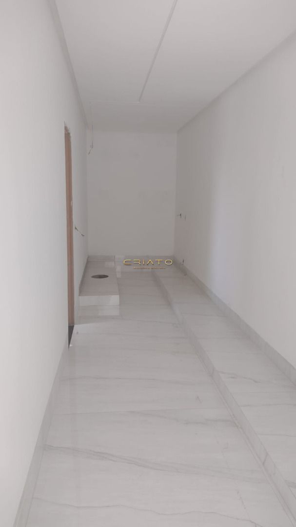 Sobrado de 3 quartos, 900m² no bairro Nenhum, em Anápolis | Eu Corretor
