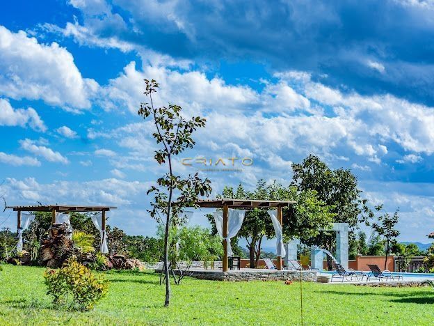 Imóvel Comercial de 8 quartos, 400m² no bairro Nenhum, em Pirenópolis | Eu Corretor