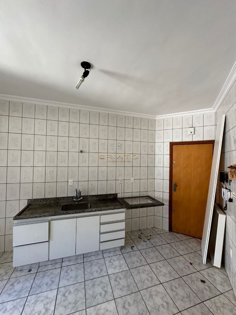 Apartamento de 3 quartos, 77m² no bairro Maracanã, em Anápolis | Eu Corretor