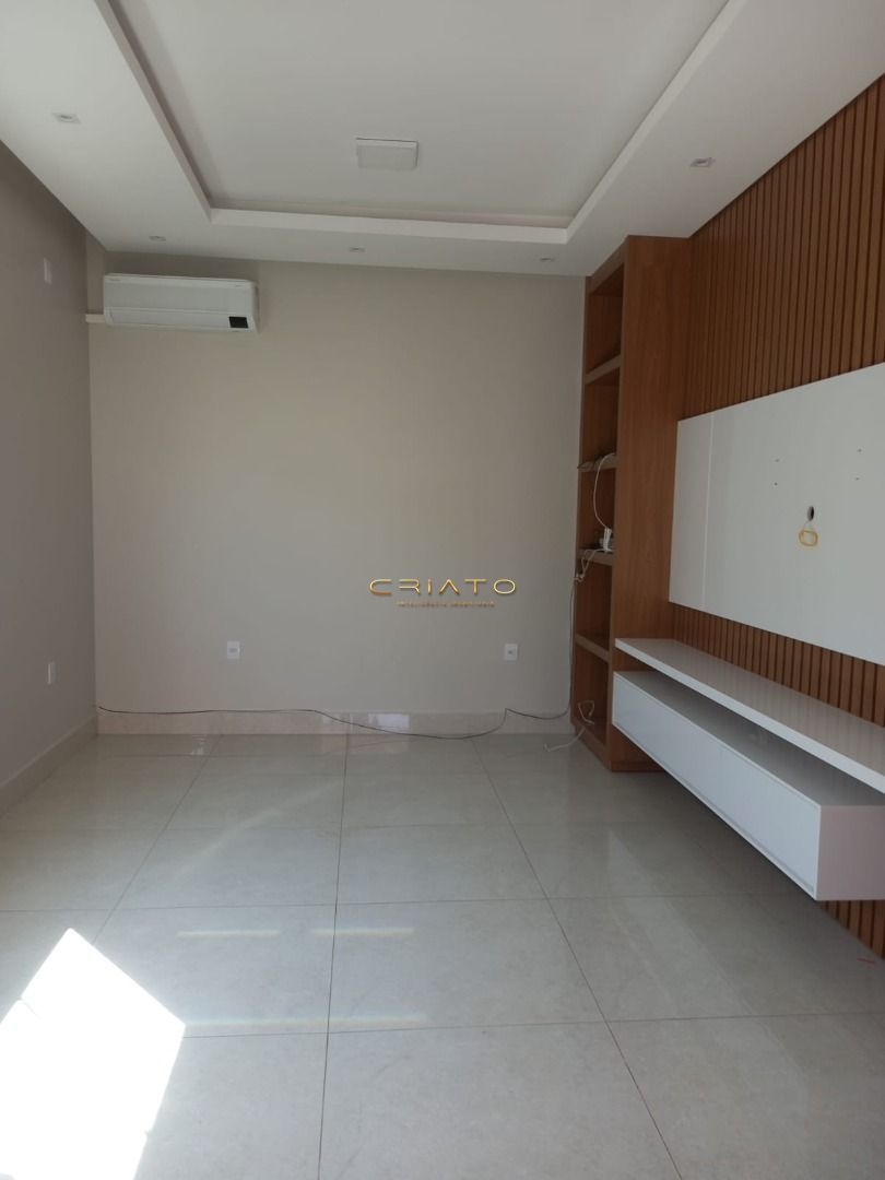 Sobrado de 3 quartos, 240m² no bairro Jardim Itália, em Anápolis | Eu Corretor