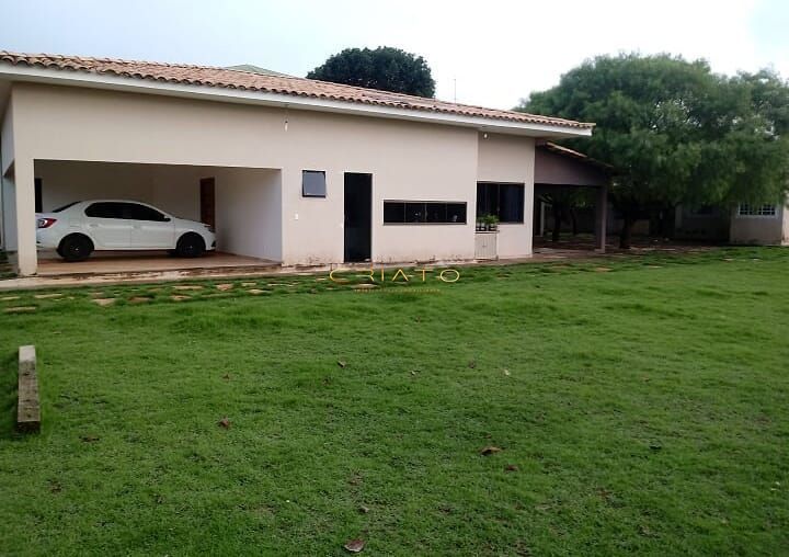 Casa de 6 quartos, 480m² no bairro Nenhum, em Abadiânia | Eu Corretor