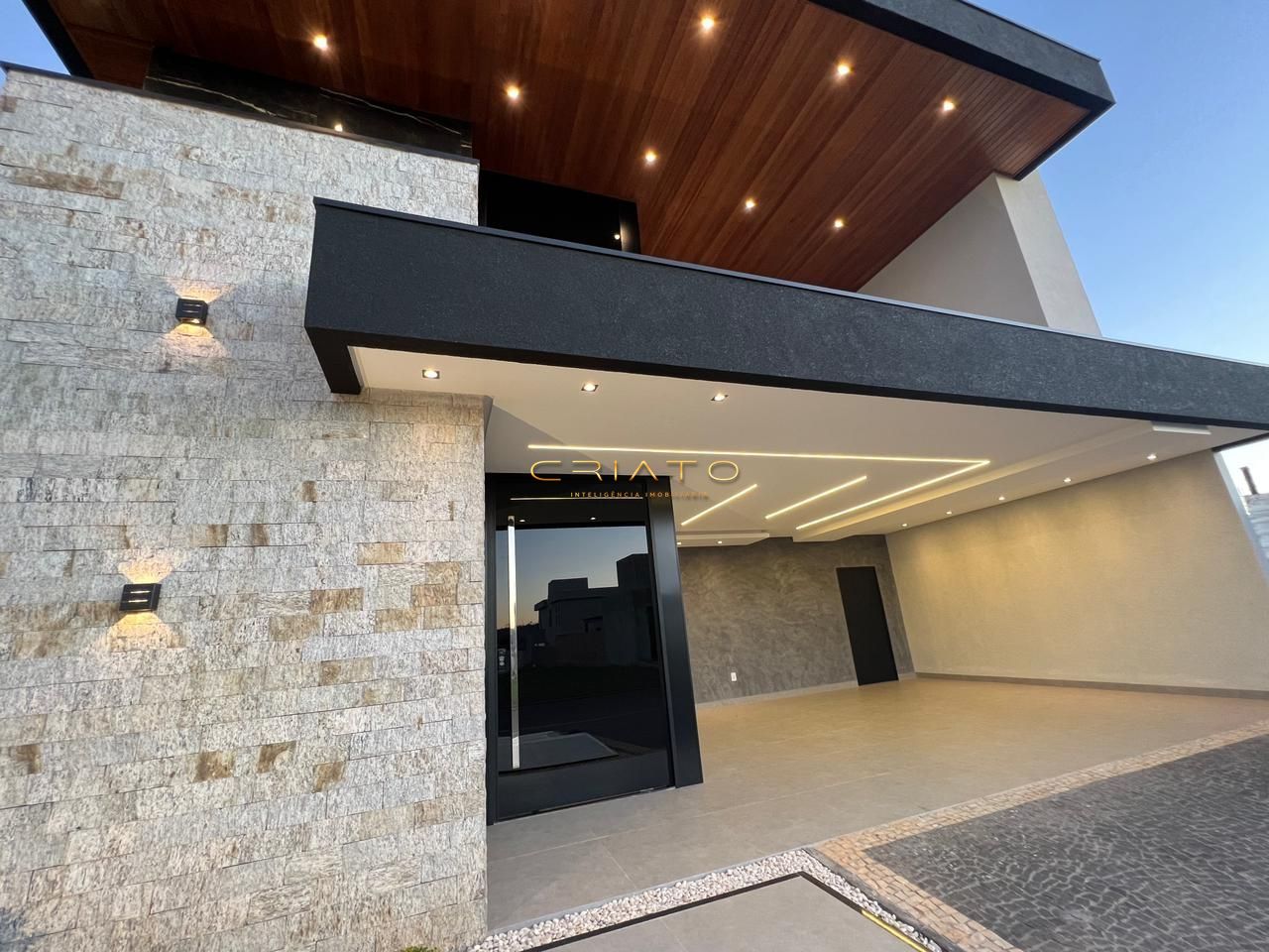 Casa de 2 quartos, 207m² | Eu Corretor