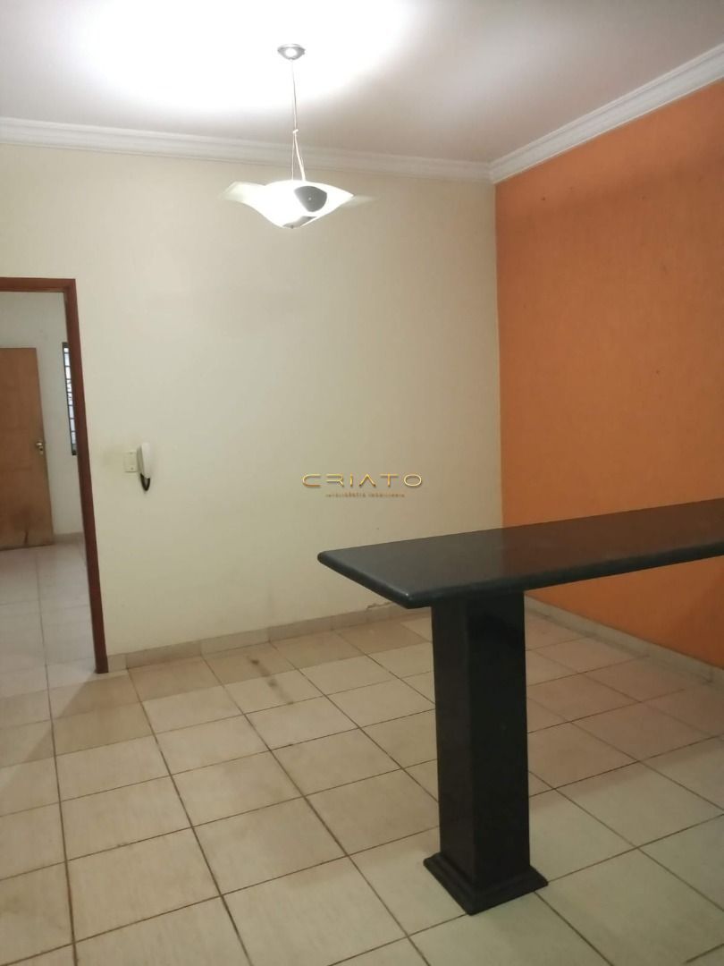 Casa de 2 quartos, 120m² no bairro Centro, em Anápolis | Eu Corretor