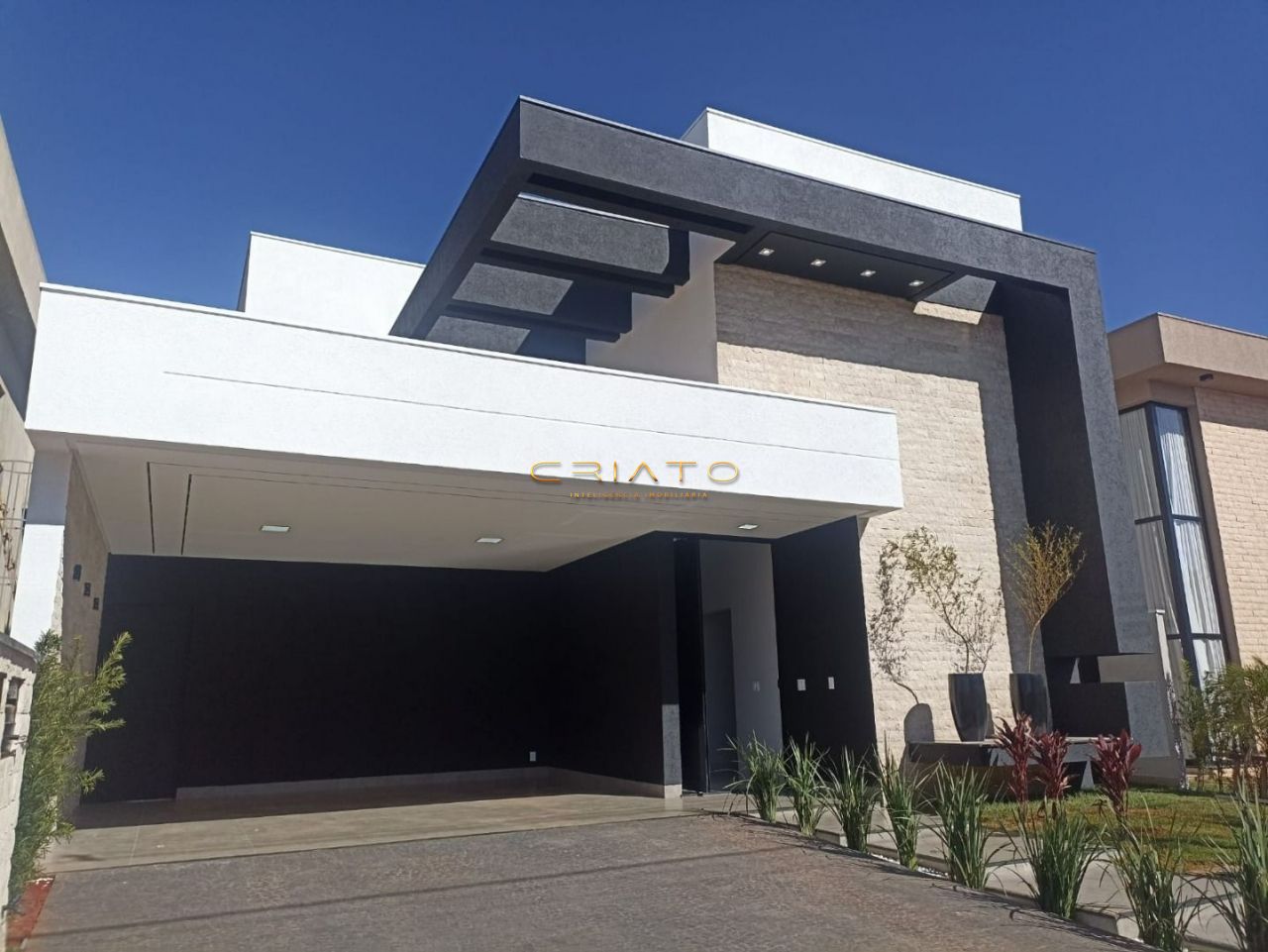Casa de 3 quartos, 196m² no bairro Condomínio Terras Alpha Anápolis, em Anápolis | Eu Corretor