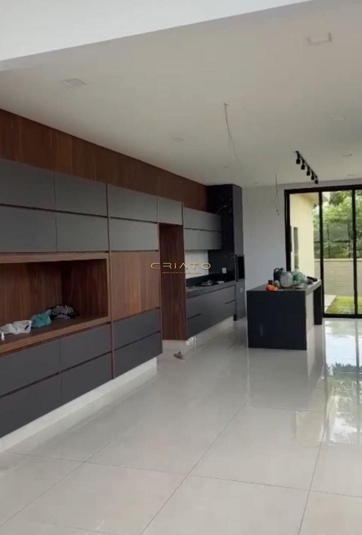 Casa de 3 quartos, 192m² | Eu Corretor