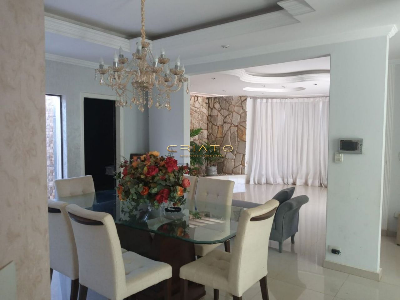 Sobrado de 3 quartos, 480m² no bairro Vila Santa Isabel, em Anápolis | Eu Corretor