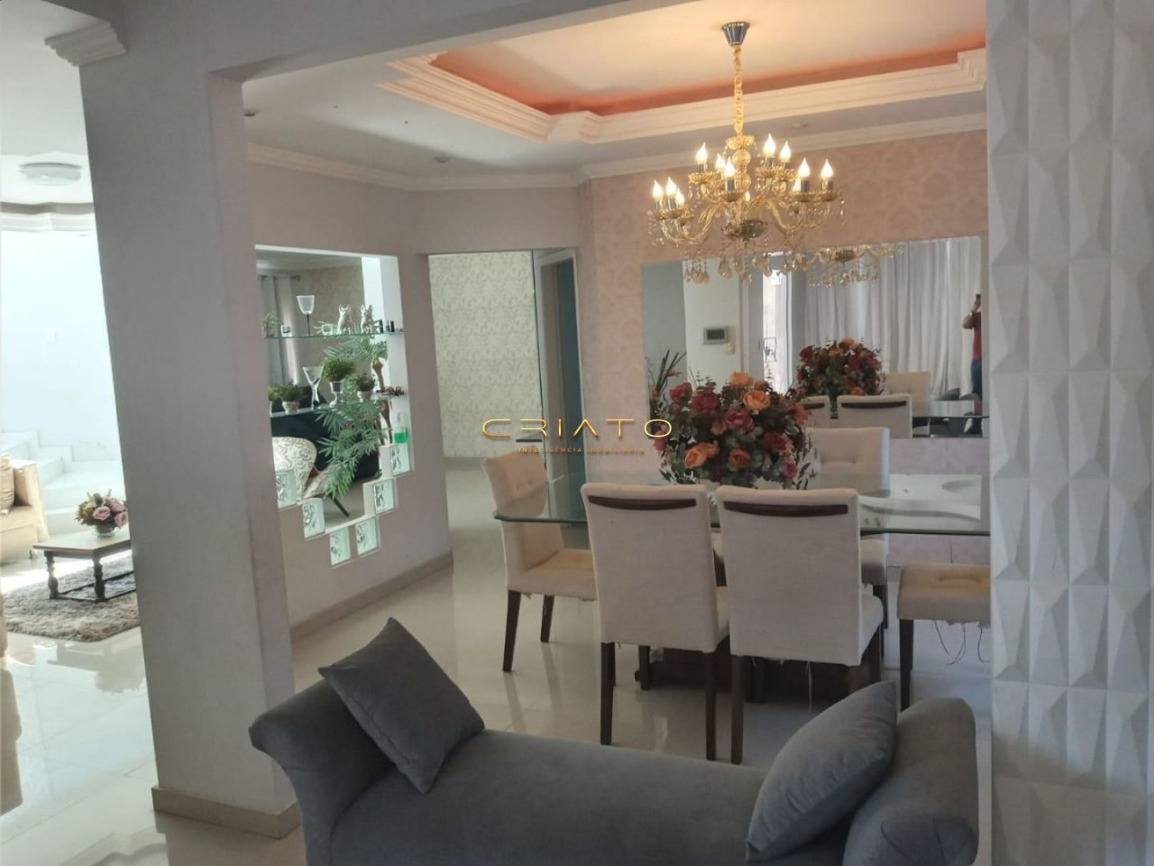 Sobrado de 3 quartos, 480m² no bairro Vila Santa Isabel, em Anápolis | Eu Corretor