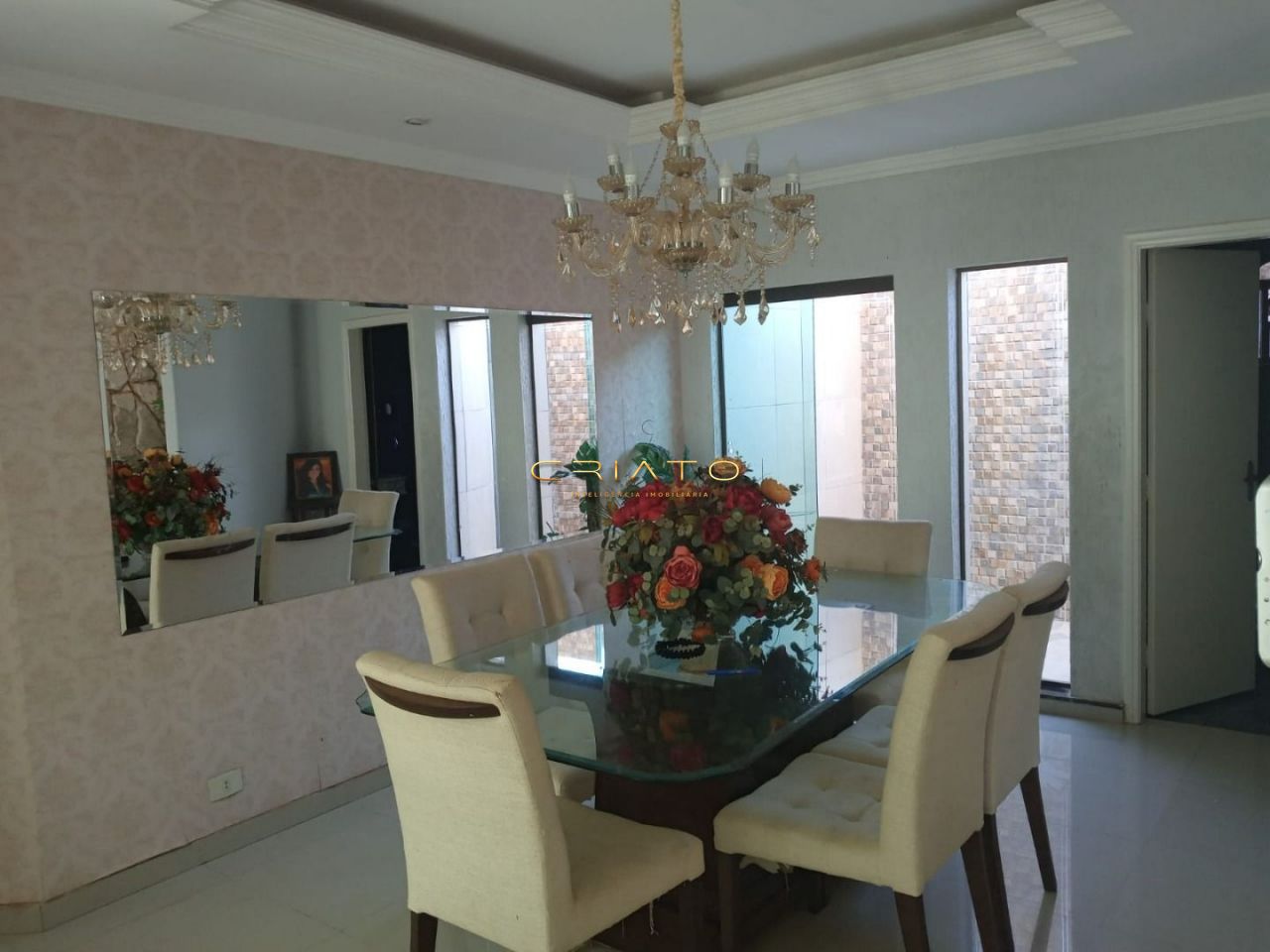 Sobrado de 3 quartos, 480m² no bairro Vila Santa Isabel, em Anápolis | Eu Corretor