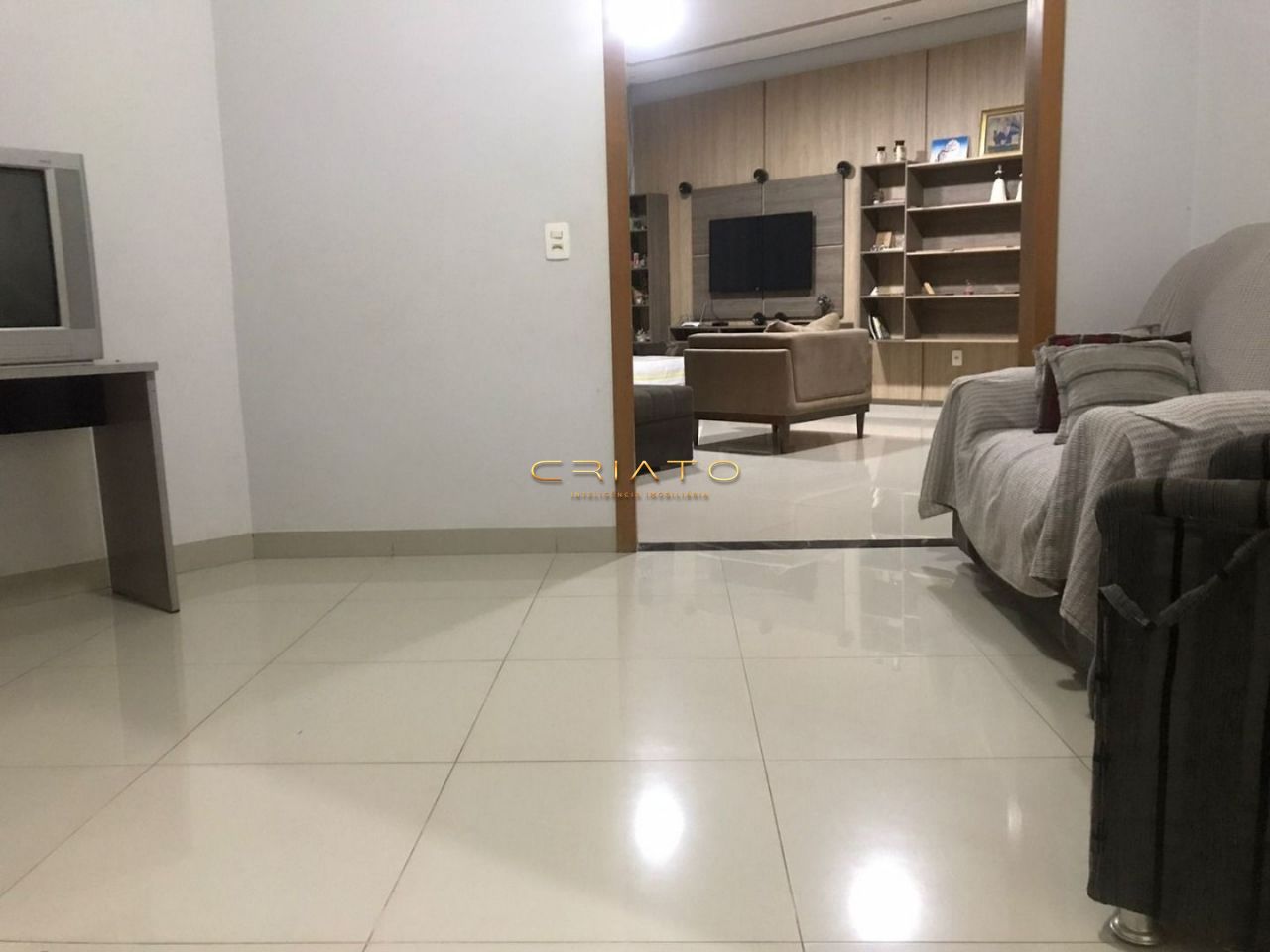 Casa de 3 quartos, 254m² no bairro Jardim das Samambaias, em Anápolis | Eu Corretor