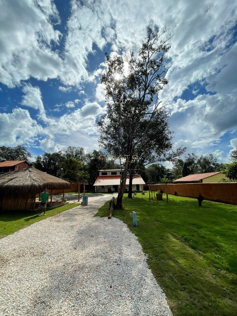 Sobrado de 4 quartos, 330m² no bairro Zona Rural, em Pirenópolis | Eu Corretor