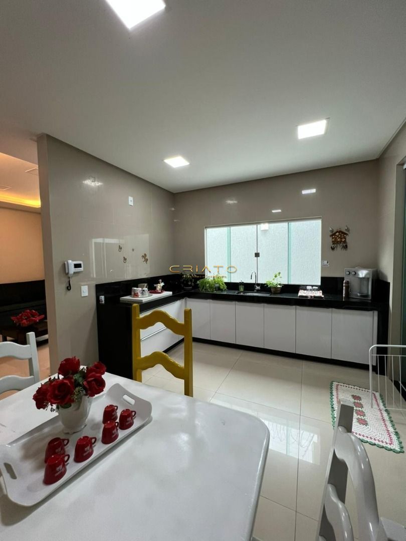 Casa de 3 quartos, 204m² no bairro Vila Harmonia, em Anápolis | Eu Corretor