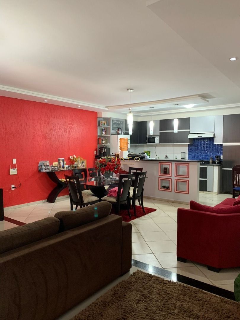 Casa de 3 quartos, 184m² no bairro São Carlos, em Anápolis | Eu Corretor