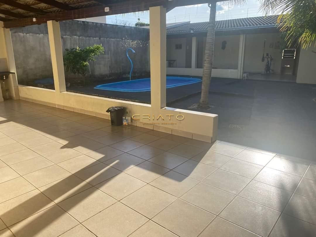Casa de 3 quartos, 250m² no bairro Setor Residencial Jandaia, em Anápolis | Eu Corretor