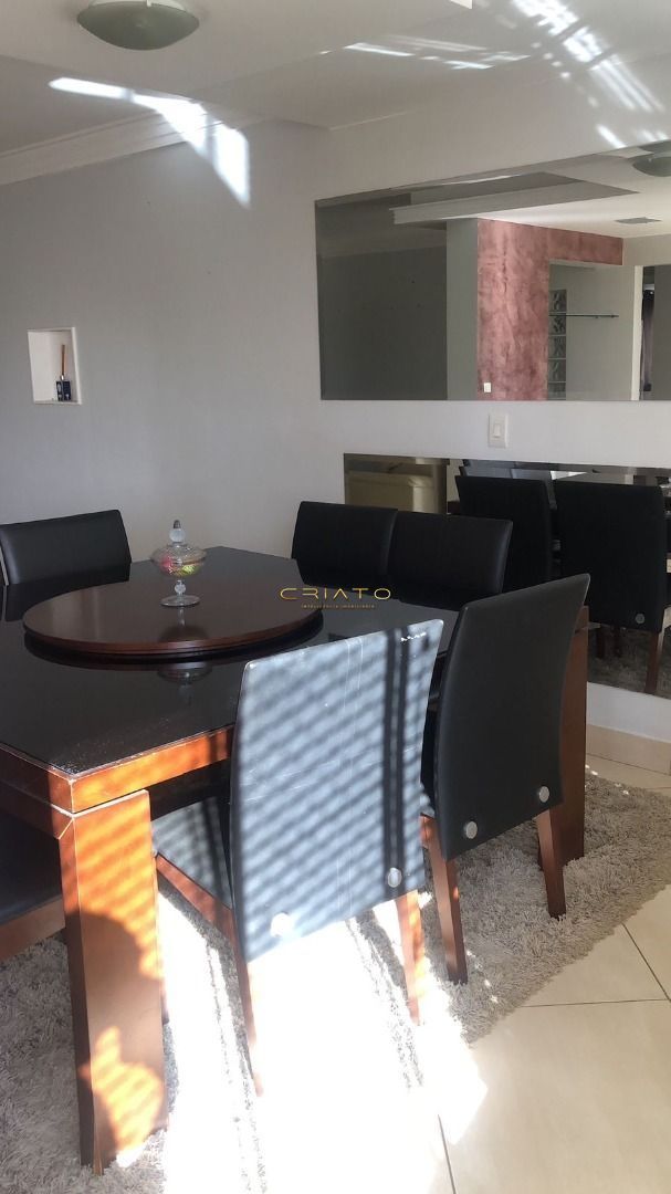 Apartamento de 2 quartos, 110m² no bairro Maracanã, em Anápolis | Eu Corretor