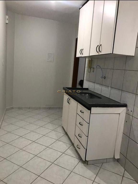 Apartamento de 2 quartos, 52m² no bairro Maracanã, em Anápolis | Eu Corretor