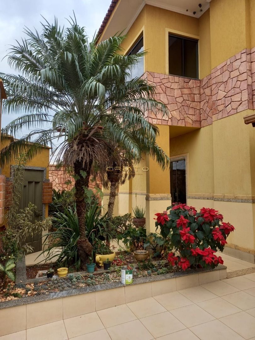 Sobrado de 3 quartos, 260m² no bairro Residencial Itatiaia, em Anápolis | Eu Corretor