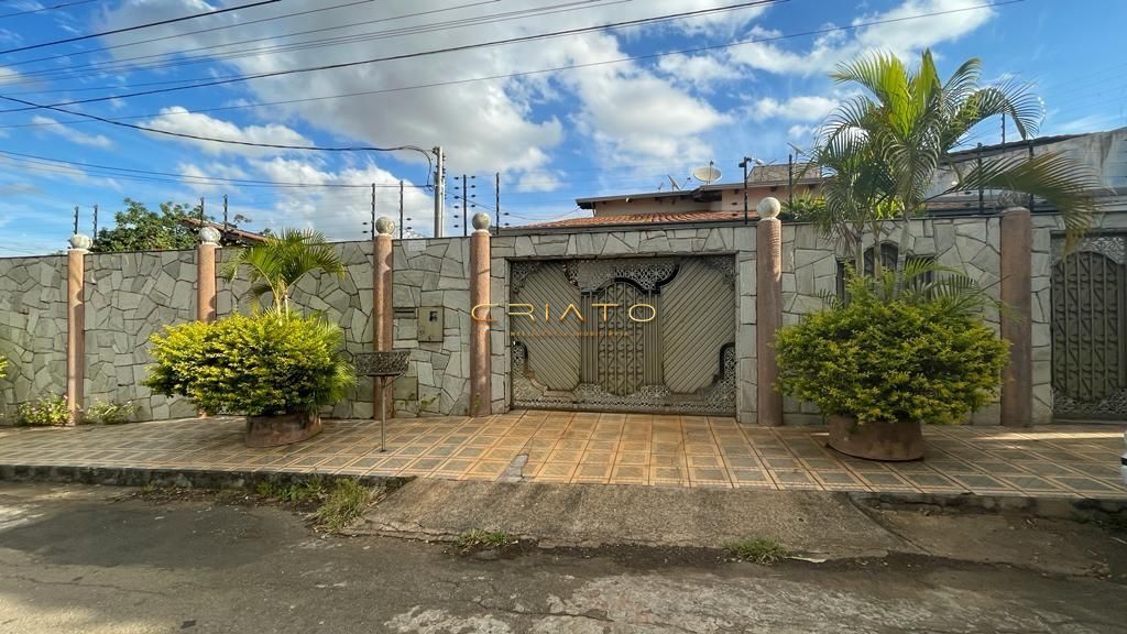 Casa de 3 quartos, 200m² no bairro Vila João Luiz de Oliveira, em Anápolis | Eu Corretor