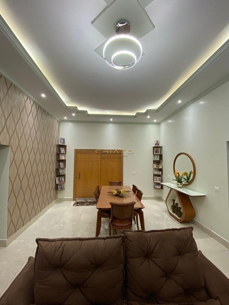 Sobrado de 3 quartos, 290m² no bairro Setor Central, em Campo Limpo de Goiás | Eu Corretor